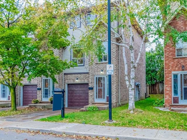 7 - 384 Limeridge Rd E, Townhouse with 3 bedrooms, 3 bathrooms and 2 parking in Hamilton ON | Image 12
