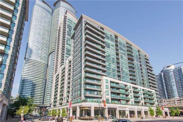 1517 - 25 Lower Simcoe St, Condo with 2 bedrooms, 2 bathrooms and null parking in Toronto ON | Image 1