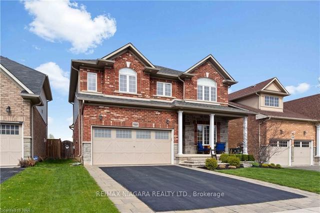 9105 White Oak Ave, House detached with 4 bedrooms, 3 bathrooms and 4 parking in Niagara Falls ON | Image 1