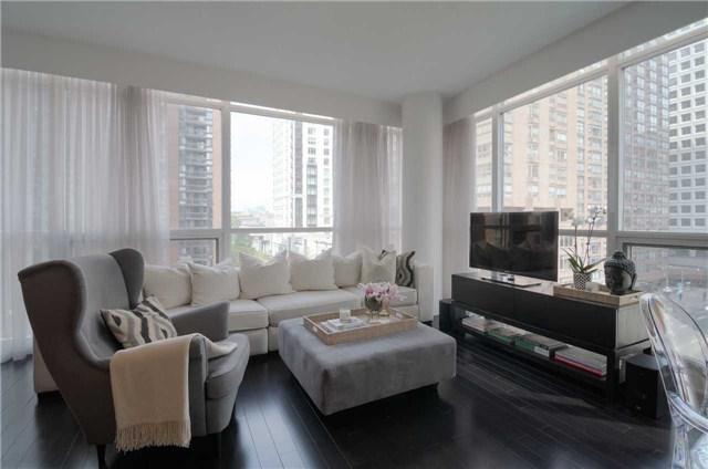 604 - 1121 Bay St, Condo with 2 bedrooms, 2 bathrooms and null parking in Toronto ON | Image 5