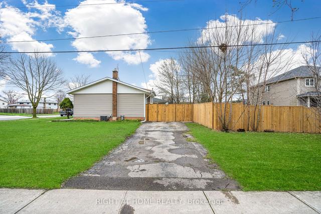 3 Northgate Rd, House detached with 3 bedrooms, 2 bathrooms and 3 parking in Welland ON | Image 23