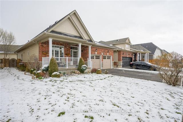 4413 Mann St, House detached with 3 bedrooms, 2 bathrooms and 6 parking in Niagara Falls ON | Image 23
