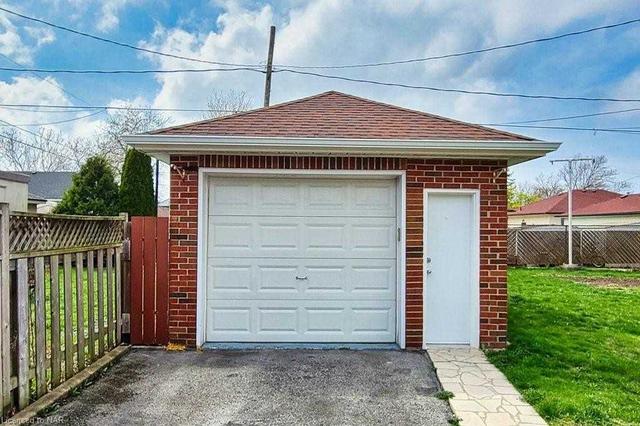 13 Mcmann Dr, House detached with 3 bedrooms, 2 bathrooms and 5 parking in Thorold ON | Image 27
