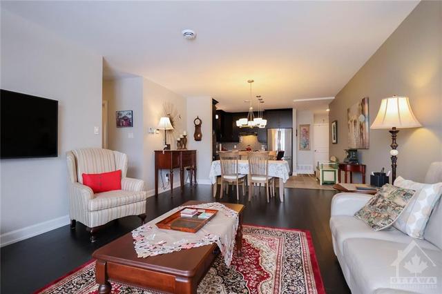 200 Equinox Drive, Condo with 2 bedrooms, 2 bathrooms and 1 parking in Russell ON | Image 13