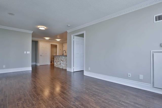 813 - 15 Greenview Ave, Condo with 2 bedrooms, 2 bathrooms and 1 parking in Toronto ON | Image 19