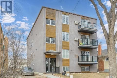 5 - 905 4th Avenue N, Condo with 2 bedrooms, 1 bathrooms and null parking in Saskatoon SK | Card Image