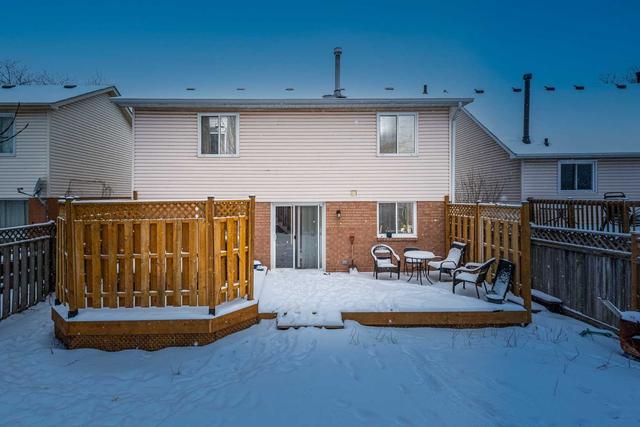 63 Fenwick Ave, House detached with 3 bedrooms, 3 bathrooms and 4 parking in Clarington ON | Image 19