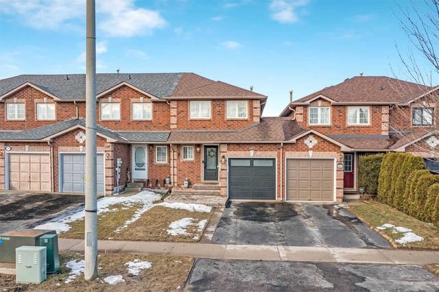 199 Nathan Cres, House attached with 2 bedrooms, 2 bathrooms and 2 parking in Barrie ON | Image 1