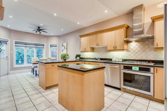 45 Shelborne Ave, House detached with 4 bedrooms, 4 bathrooms and 6 parking in Toronto ON | Image 3