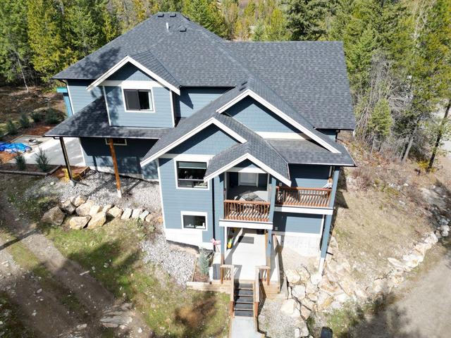 220 Chase Rd, House detached with 4 bedrooms, 3 bathrooms and null parking in Kootenay Boundary C BC | Image 44