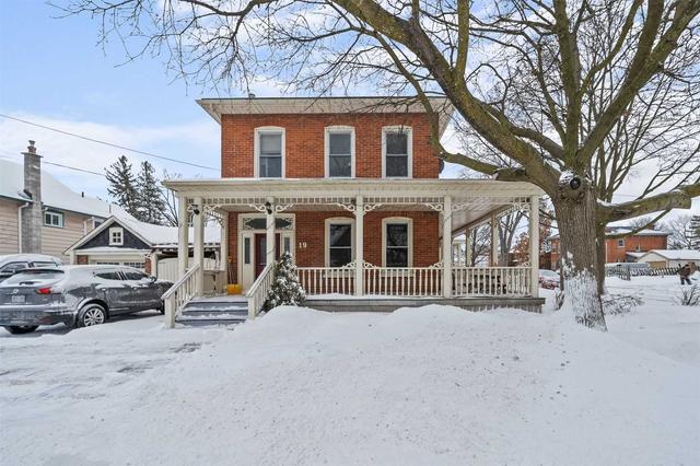 19 Pine St, House detached with 3 bedrooms, 4 bathrooms and 6 parking in Belleville ON | Image 1