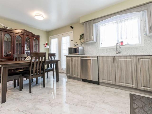 18 Garibaldi Dr, House semidetached with 3 bedrooms, 3 bathrooms and 3 parking in Brampton ON | Image 24