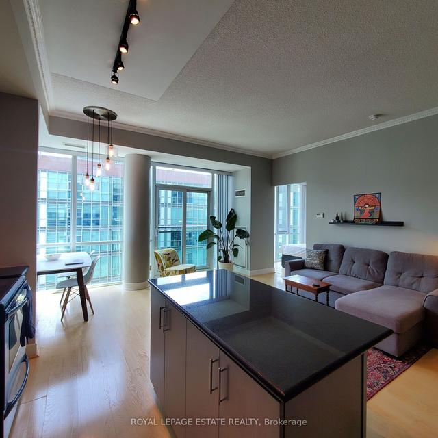 s730 - 112 George St, Condo with 2 bedrooms, 2 bathrooms and 1 parking in Toronto ON | Image 24
