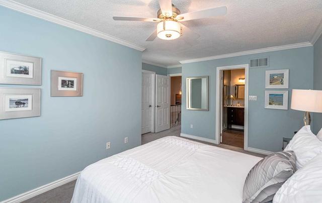 71 Cashel Crt, House attached with 3 bedrooms, 3 bathrooms and 3 parking in Aurora ON | Image 10