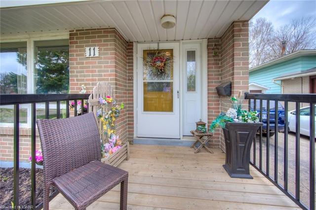11 Ingleside Drive, House semidetached with 3 bedrooms, 1 bathrooms and null parking in Kitchener ON | Image 4