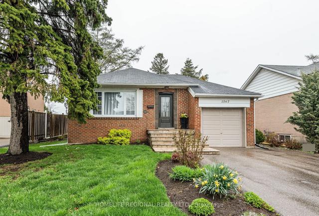 1567 Blanefield Rd, House detached with 3 bedrooms, 2 bathrooms and 5 parking in Mississauga ON | Image 1