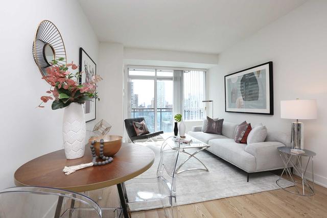 1305 - 28 Linden St, Condo with 2 bedrooms, 2 bathrooms and 0 parking in Toronto ON | Image 13