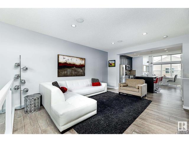 4239 Prowse Wy Sw, House detached with 3 bedrooms, 2 bathrooms and null parking in Edmonton AB | Image 6