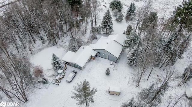 1206 Dickie Lake Road W, House detached with 2 bedrooms, 1 bathrooms and 12 parking in Lake of Bays ON | Image 36