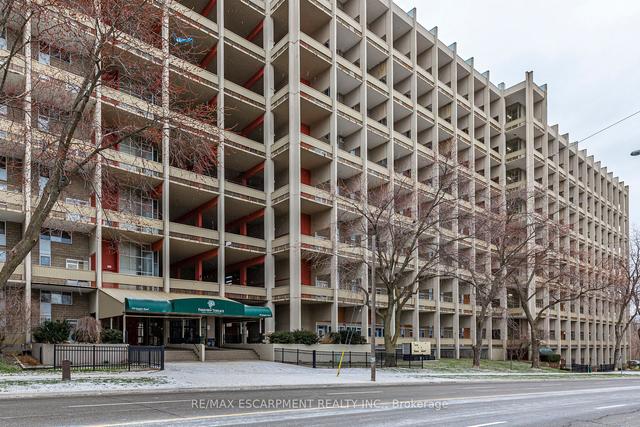 426 - 350 Quigley Rd, Condo with 3 bedrooms, 1 bathrooms and 1 parking in Hamilton ON | Image 15
