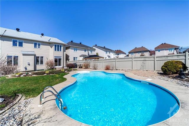 2057 Boisfranc Circle, House detached with 4 bedrooms, 3 bathrooms and 6 parking in Ottawa ON | Image 26