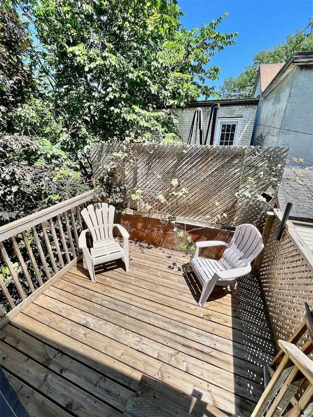 121 Shanly St, House detached with 2 bedrooms, 2 bathrooms and 0 parking in Toronto ON | Image 13
