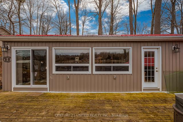 217 Rollies Point Rd, House detached with 2 bedrooms, 1 bathrooms and 2 parking in Curve Lake First Nation 35 ON | Image 39