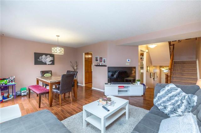 1435 Beaucourt Place, Townhouse with 3 bedrooms, 3 bathrooms and 3 parking in Ottawa ON | Image 5