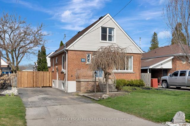 92 East 43rd St, House detached with 3 bedrooms, 2 bathrooms and 3 parking in Hamilton ON | Image 23