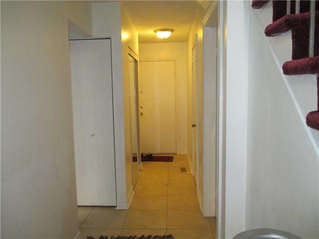 100 - 21 Livonia Pl, Townhouse with 3 bedrooms, 3 bathrooms and 2 parking in Toronto ON | Image 9