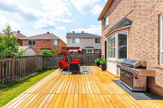 724 Hood Terr, House detached with 4 bedrooms, 3 bathrooms and 2 parking in Milton ON | Image 35