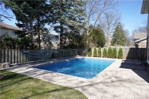 2524 Fifth Line W, House detached with 4 bedrooms, 3 bathrooms and 4 parking in Mississauga ON | Image 2