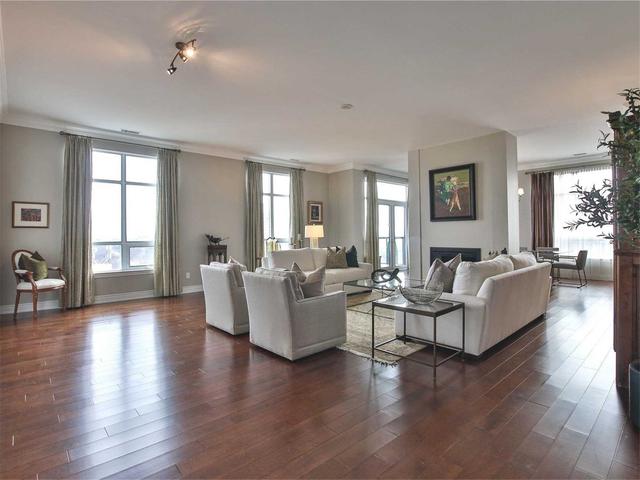 ph05 - 1135 Royal York Rd, Condo with 2 bedrooms, 3 bathrooms and 2 parking in Toronto ON | Image 12