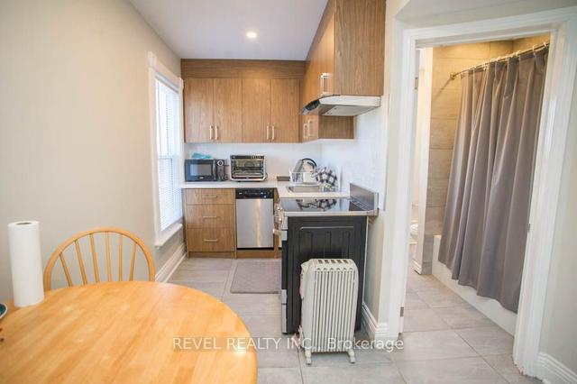 282 Darling St, House detached with 6 bedrooms, 4 bathrooms and 3 parking in Brantford ON | Image 22