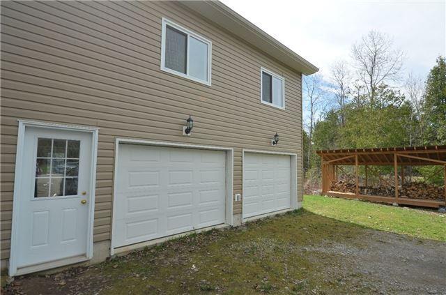 144 Rabbit Run, House detached with 3 bedrooms, 1 bathrooms and 8 parking in Kawartha Lakes ON | Image 2