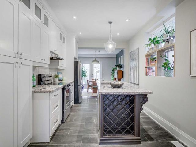 385 Symington Ave, House semidetached with 3 bedrooms, 4 bathrooms and 0 parking in Toronto ON | Image 27