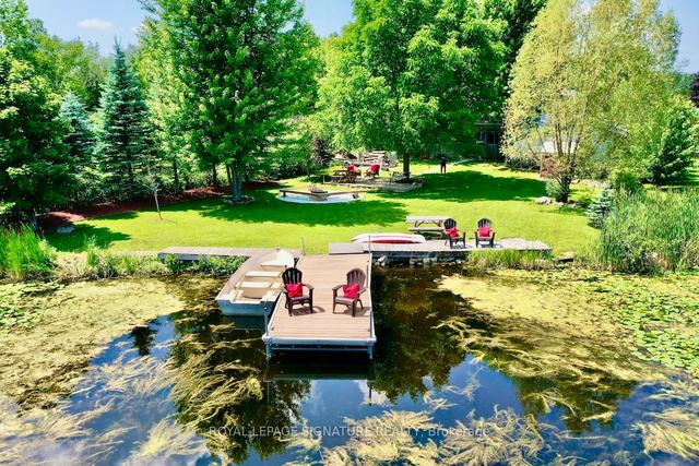 183 Beehive Dr, House detached with 3 bedrooms, 3 bathrooms and 25 parking in Kawartha Lakes ON | Image 1
