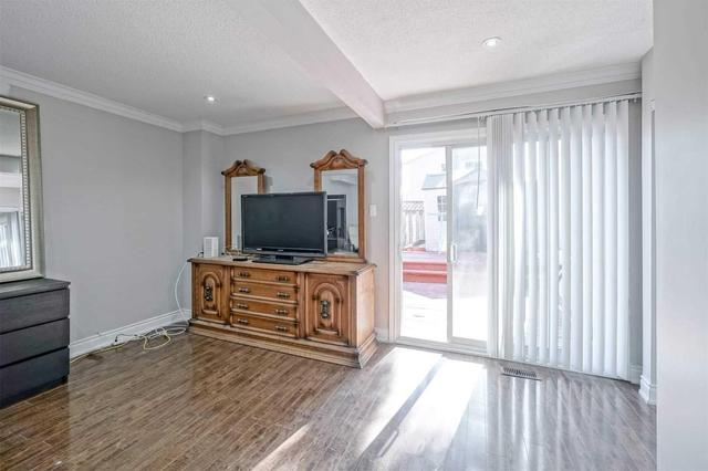 18 Hillpark Tr, House detached with 3 bedrooms, 4 bathrooms and 2 parking in Brampton ON | Image 8