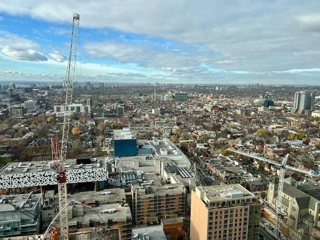 3803 - 426 University Ave, Condo with 2 bedrooms, 1 bathrooms and 0 parking in Toronto ON | Image 6