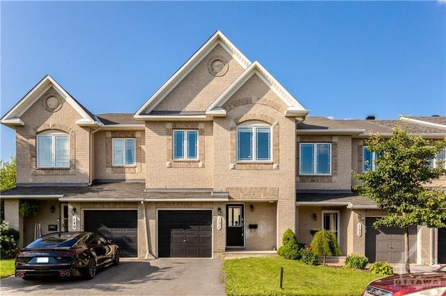 151 Harbour View Street, Townhouse with 3 bedrooms, 3 bathrooms and 3 parking in Ottawa ON | Image 1