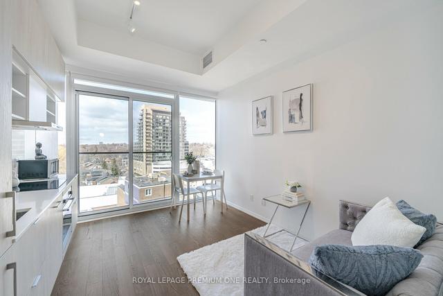 923 - 8 Hillsdale Ave, Condo with 1 bedrooms, 1 bathrooms and 0 parking in Toronto ON | Image 9