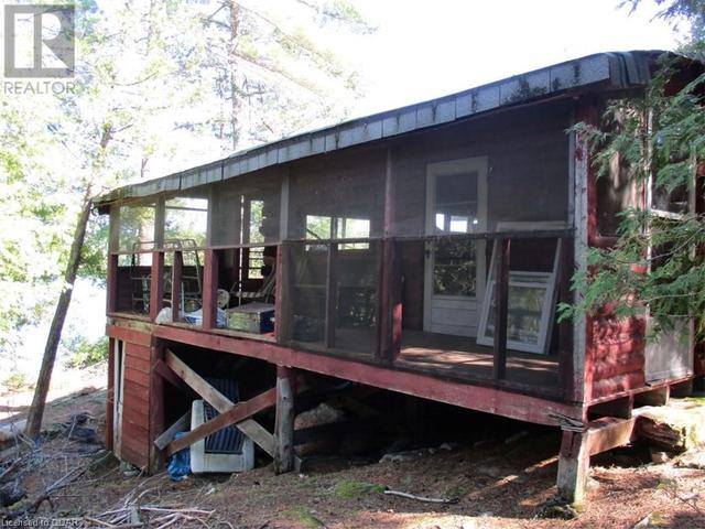 00 Hog Island, Home with 0 bedrooms, 0 bathrooms and null parking in Central Frontenac ON | Image 2