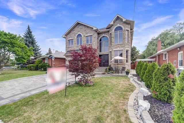 114 Budea Cres, House detached with 5 bedrooms, 5 bathrooms and 4 parking in Toronto ON | Image 3