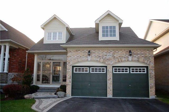 404 West Scugog Lane, House detached with 2 bedrooms, 3 bathrooms and 4 parking in Clarington ON | Image 1