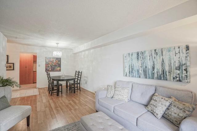 201 - 15 Sewells Rd, Condo with 2 bedrooms, 1 bathrooms and 1 parking in Toronto ON | Image 7
