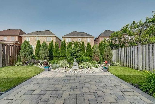 17 Mirando St, House detached with 4 bedrooms, 4 bathrooms and 4 parking in Richmond Hill ON | Image 18