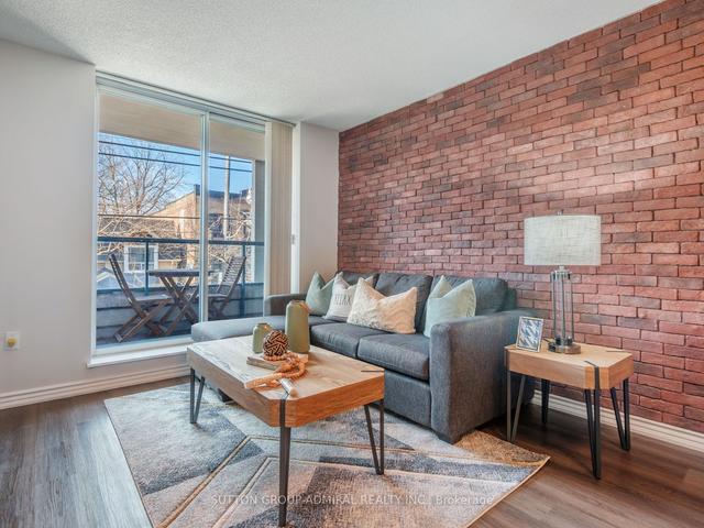 206 - 1797 Queen St E, Condo with 1 bedrooms, 1 bathrooms and 1 parking in Toronto ON | Image 9