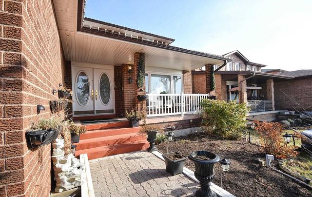 8173 Martin Grove Rd, House detached with 4 bedrooms, 4 bathrooms and 5 parking in Vaughan ON | Image 12