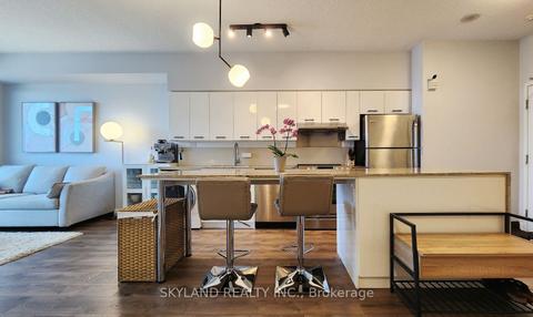 2808 - 29 Singer Crt, Condo with 1 bedrooms, 1 bathrooms and 1 parking in Toronto ON | Card Image