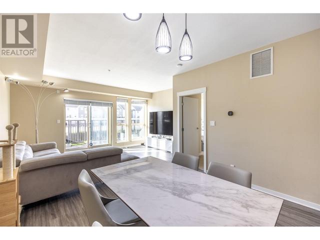 158 - 4099 Stolberg Street, Condo with 2 bedrooms, 2 bathrooms and 1 parking in Richmond BC | Image 11